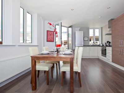 Stunning 2bed 2bath Shoreditch