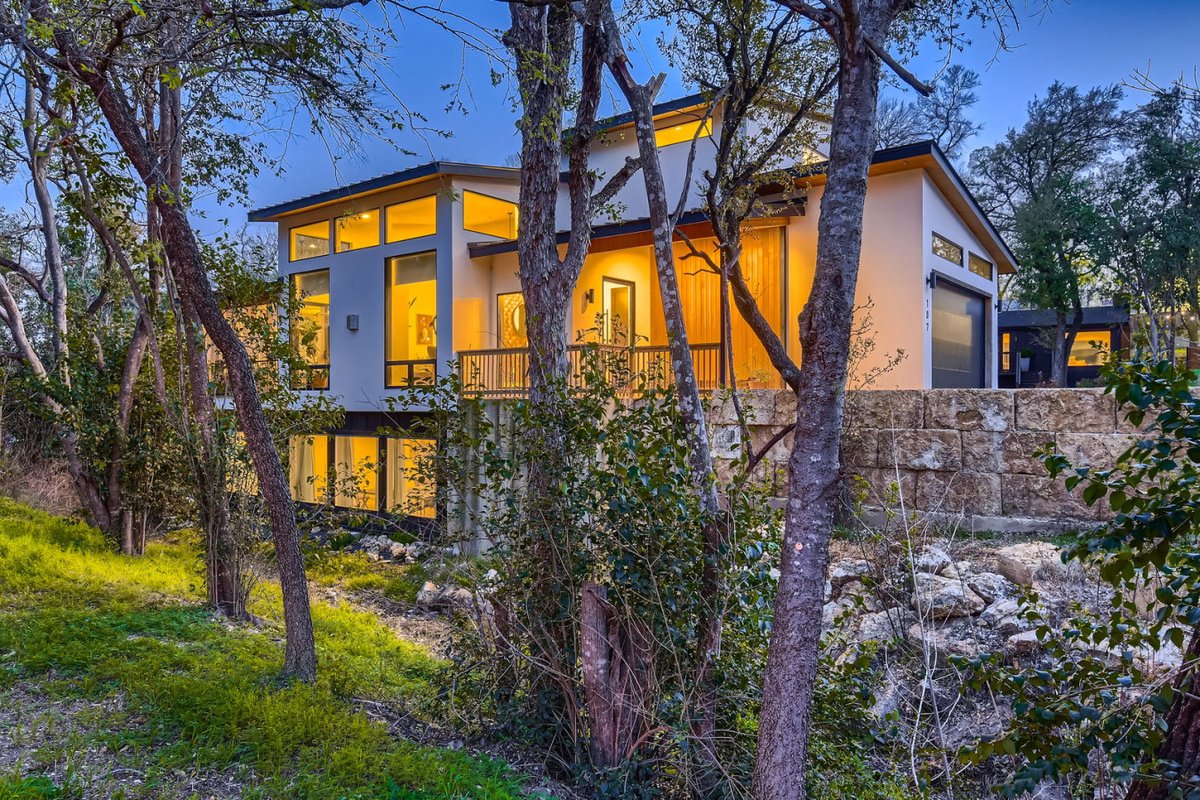 Austin’s LUX Modern Home Near Downtown & Zilker
