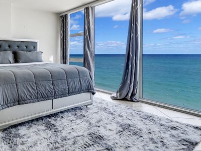 On the B.E.A.C.H.-Beachfront Views-Balcony-Pool