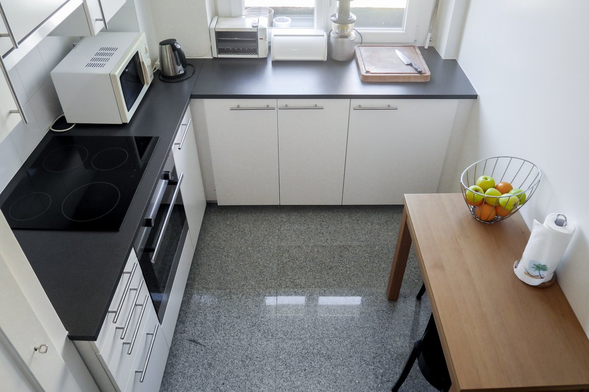 2 Bedroom near lake & International Organisations