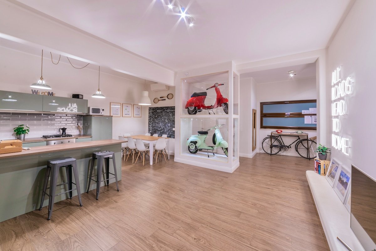 New Design and stylish loft near Vatican City gallery image 3