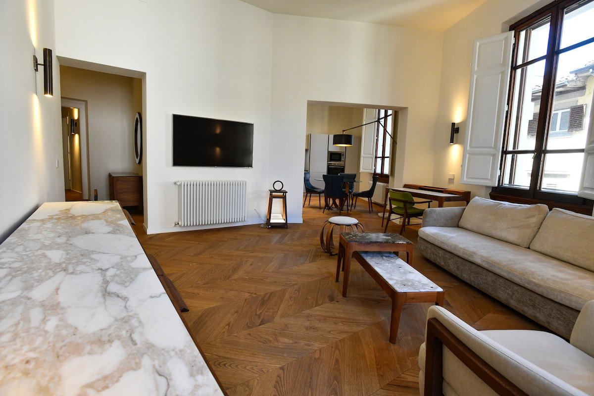 Cappelle Medicee Luxury Flat gallery image 4