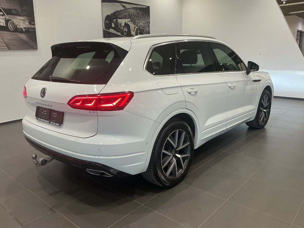 Used car gallery