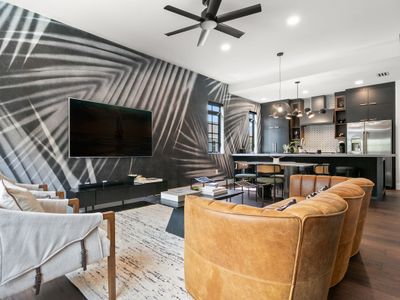 New! The Artist House – Luxury Hyde Park Home