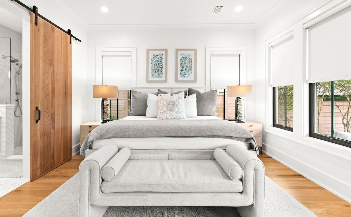 169 Lakeview Drive gallery image 3