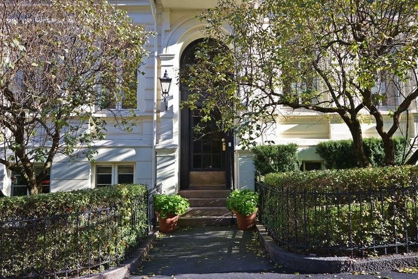 Beautiful apartment in the embassy area. gallery image 4