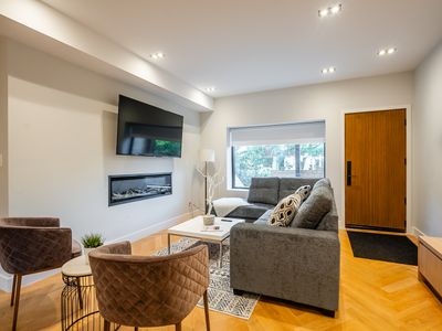 Beautifully Designed 4BR House – Sleeps 8!