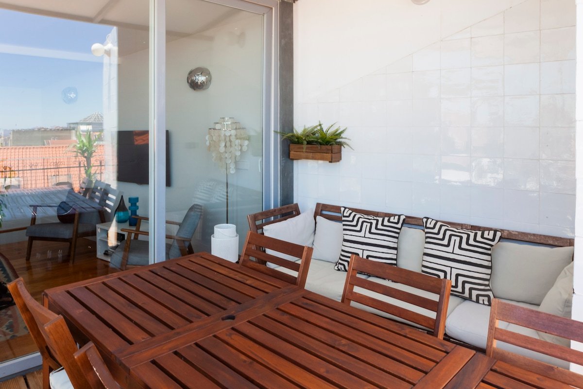 Terrace scenic river&CityView/Chiado/AC/4Bdrs4bths gallery image 4