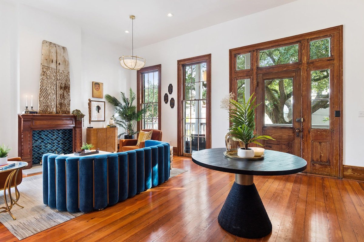 Luxury Oasis on Magazine – Uptown and Walkable gallery image 2