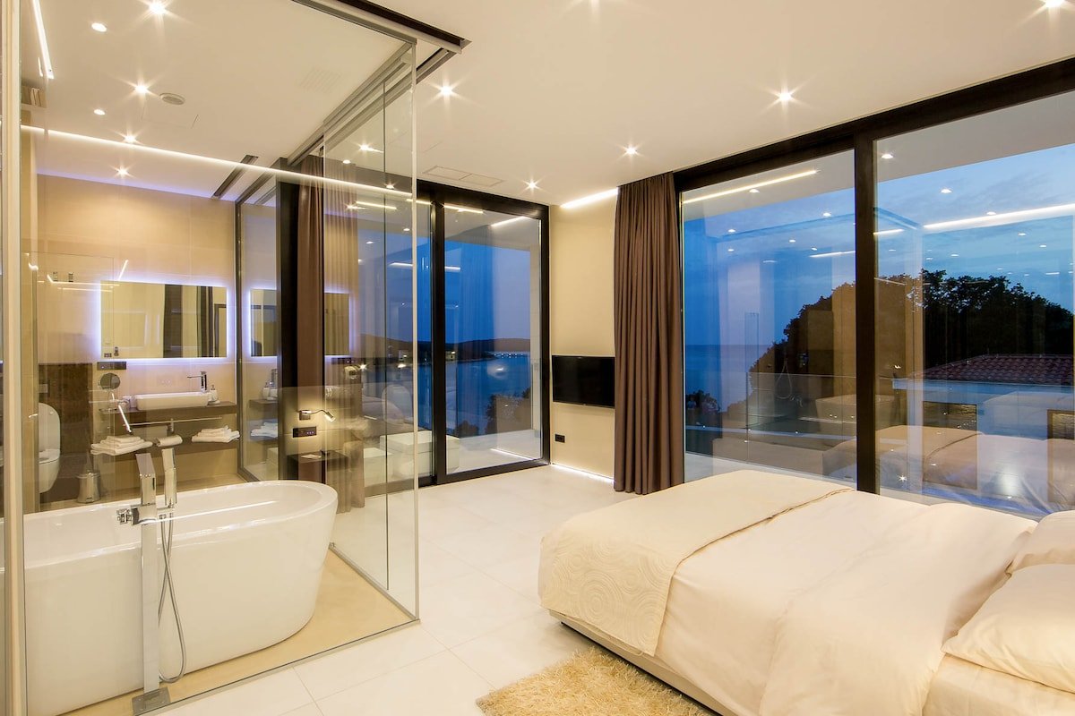 Villa La reina gallery image 2