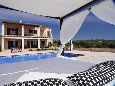 Villa de lujo con piscina, BBQ, pista de tenis,Gym