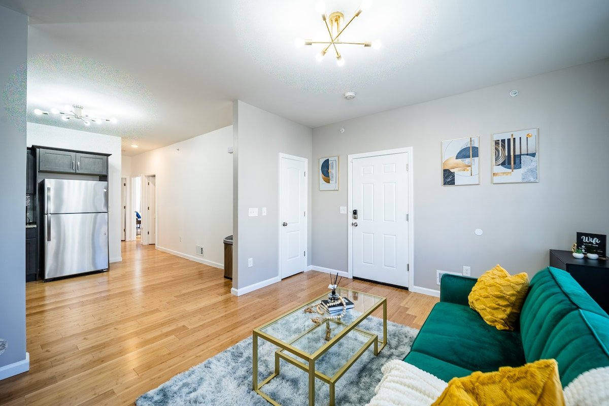 Luxury 6 Bedroom Home Near NYC & EWR Airport! gallery image 5