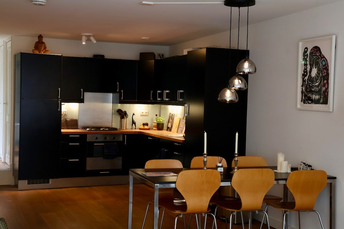 Luxury home on the Elandsgracht, Center Amsterdam gallery image 3