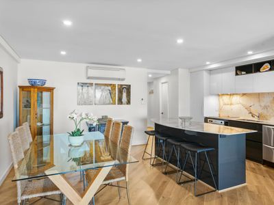 Apartment M305 – a popular beachside apartment!