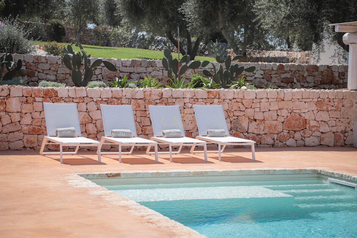 TD Lamiamola Stylish Trulli & Lamie with Pool gallery image 3