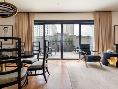 3BR Lavish Penthouse + Patio | Mayfair Hotel