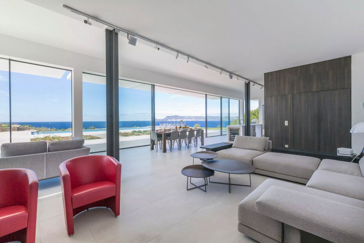 Villa Seafront gallery image 2