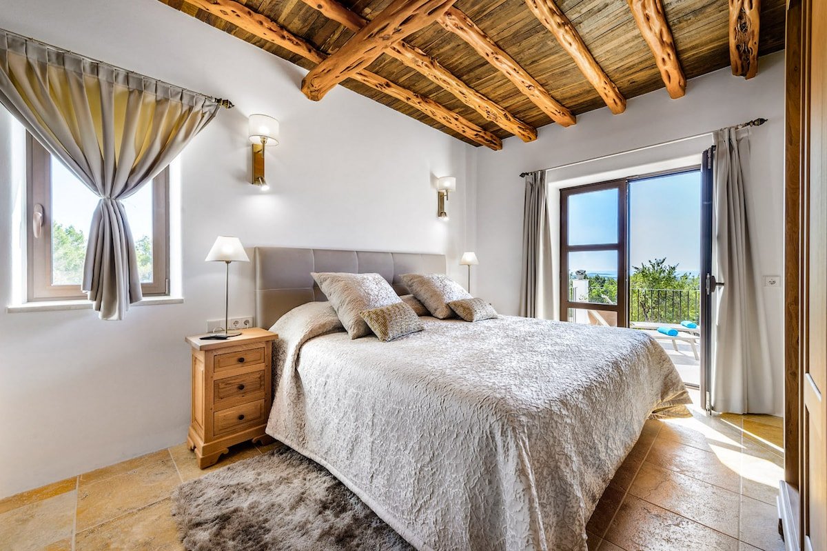 Santa Eulalia- Sea Views- Garden- Bbq-Private Pool gallery image 2