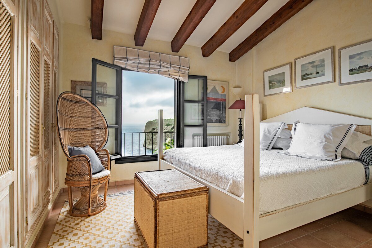 Fabulous views at Cala Llamp with Guest house gallery image 5