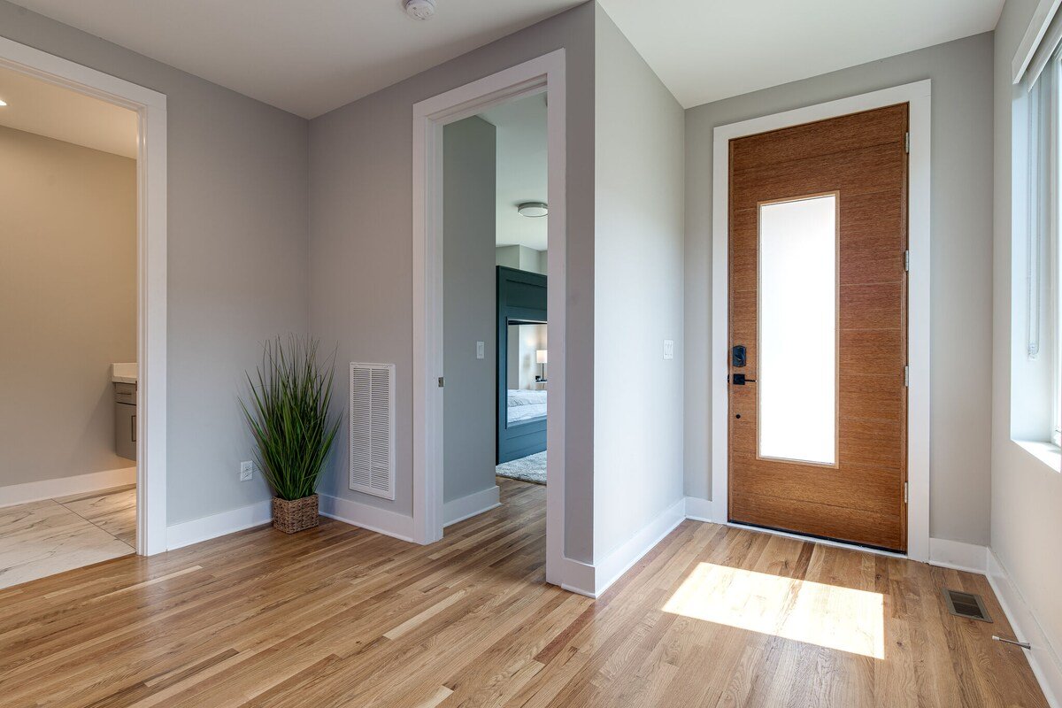 New Construction Downtown gallery image 5