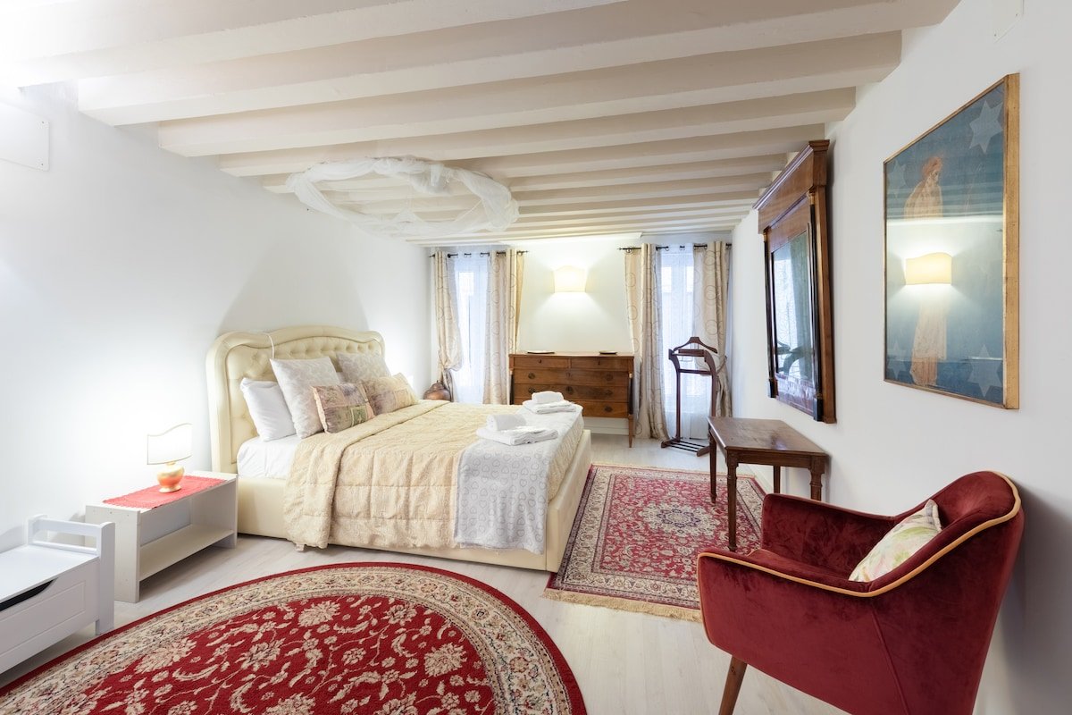 Cà del Carro Family Apartment the Heart of Venice gallery image 5