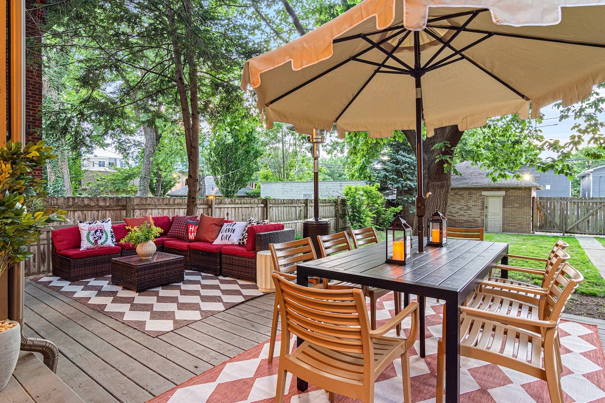 Steps to High St * Chef’s Kitchen * Free Parking gallery image 3