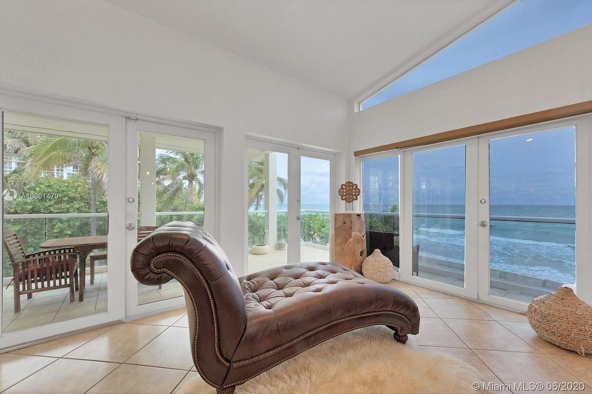 Oceanfront 4 Bedroom Apartment gallery image 5