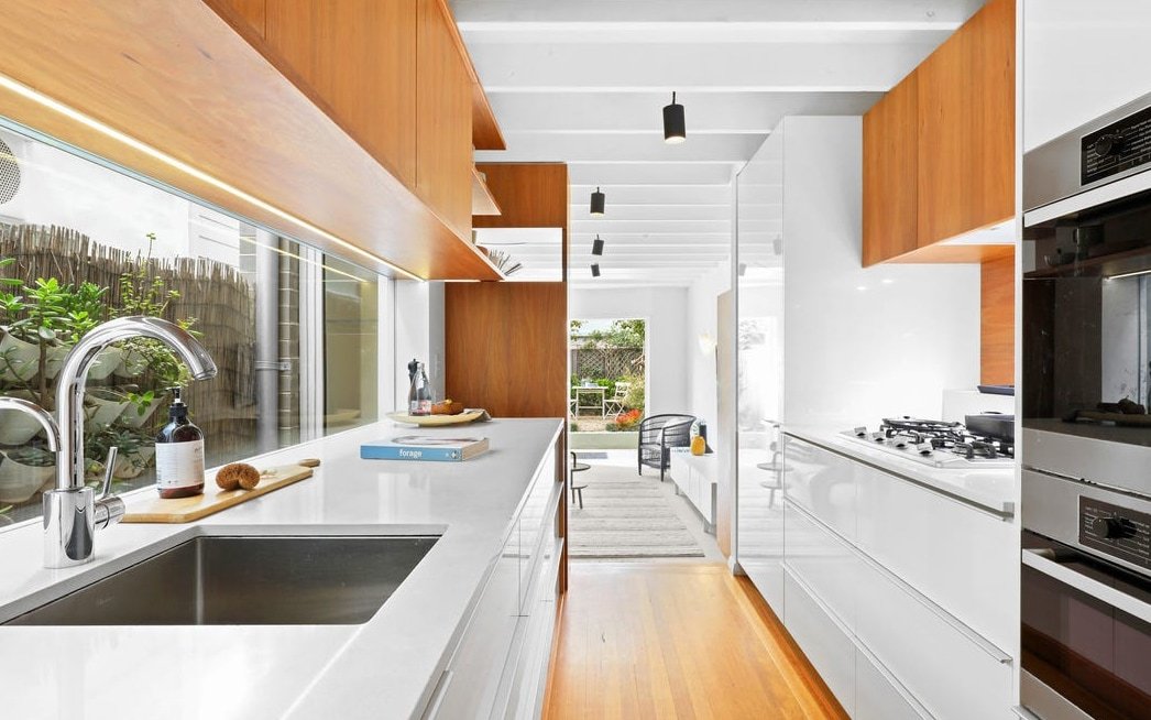 Cosy Cottage. 2 Bedrooms. Great location. gallery image 3