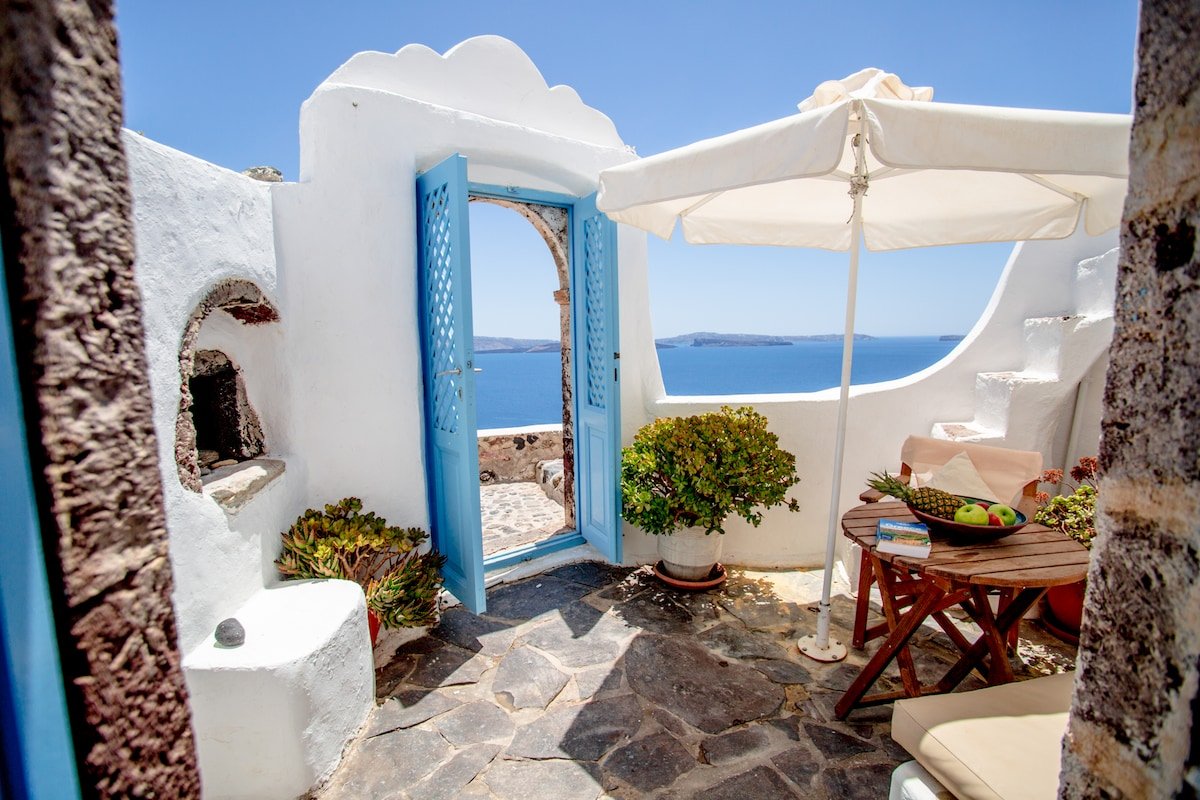 Zoe Aegeas private villa with fantastic views gallery image 3