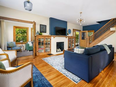 Classic Home near Ravine and OSU with 2 Car Garage