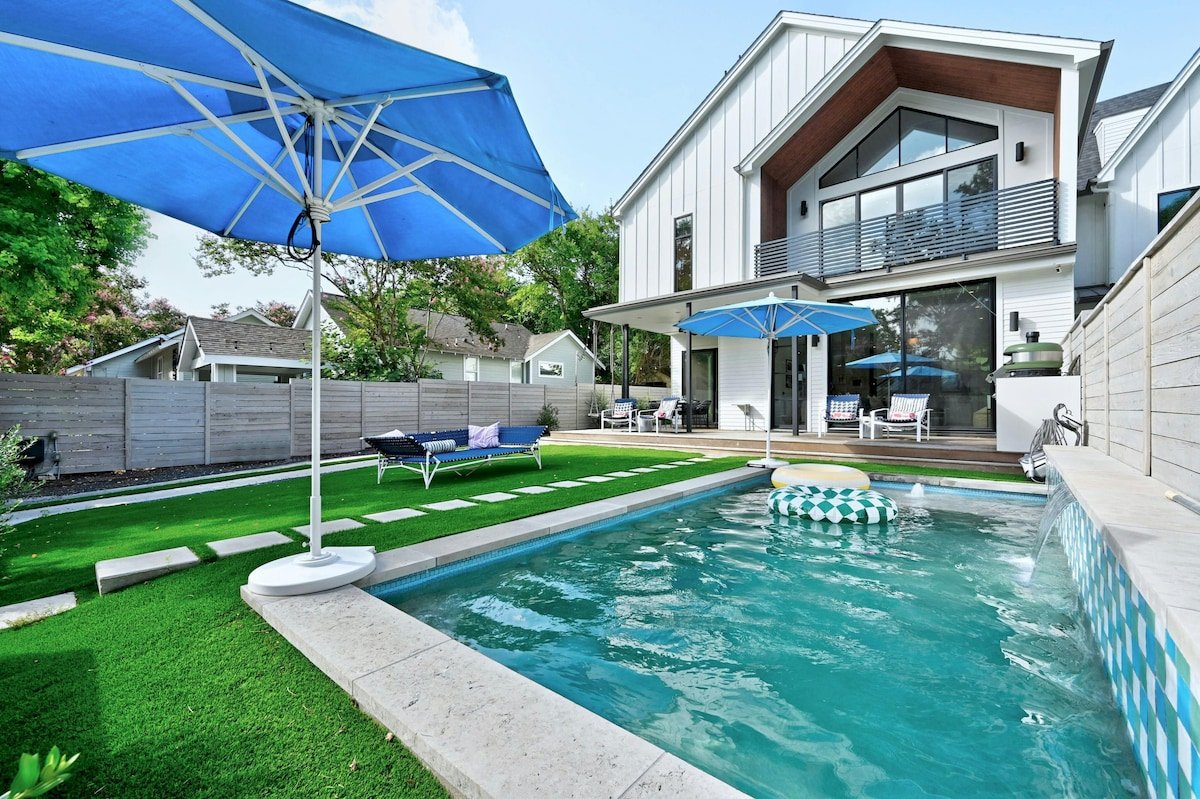 Luxurious 3BDR Spacious Home, best location in ATX gallery image 3