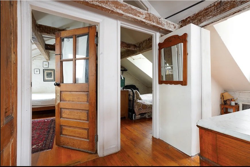 Greenwich Village Charm – 3 bdrms, Full Bath, A/C! gallery image 2