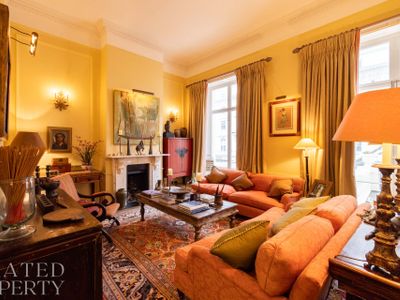 Lavish Apartment with Roof Garden beside Hyde Park