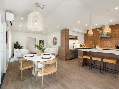 Luxe Lanikai Hideaway w/ Lanai & Outdoor Shower