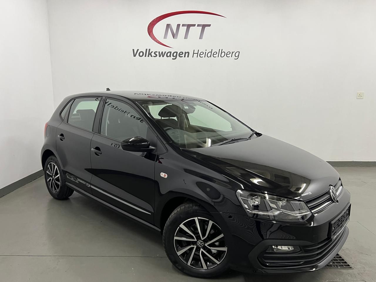 VOLKSWAGEN POLO VIVO 1.4 LIFE for Sale in South Africa