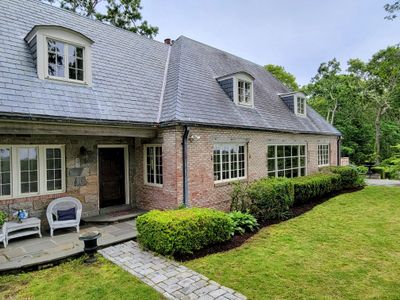 8 bedroom seacoast manor with amazing views!