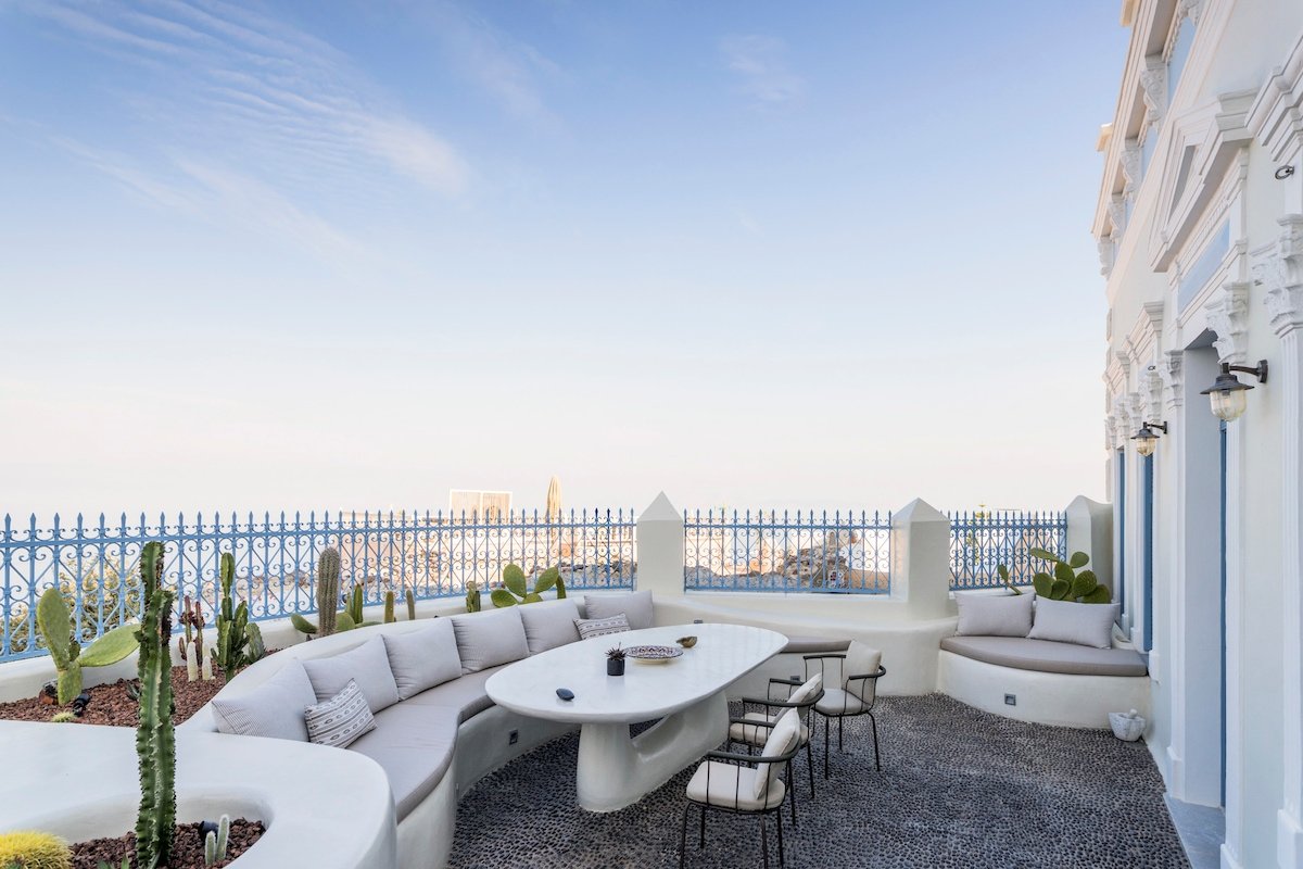 Oia Mansion gallery image 5