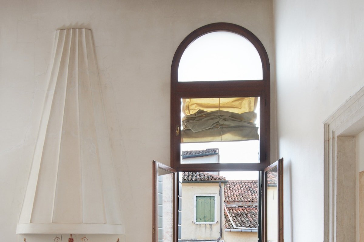 Raggi, luminous apartment gallery image 2