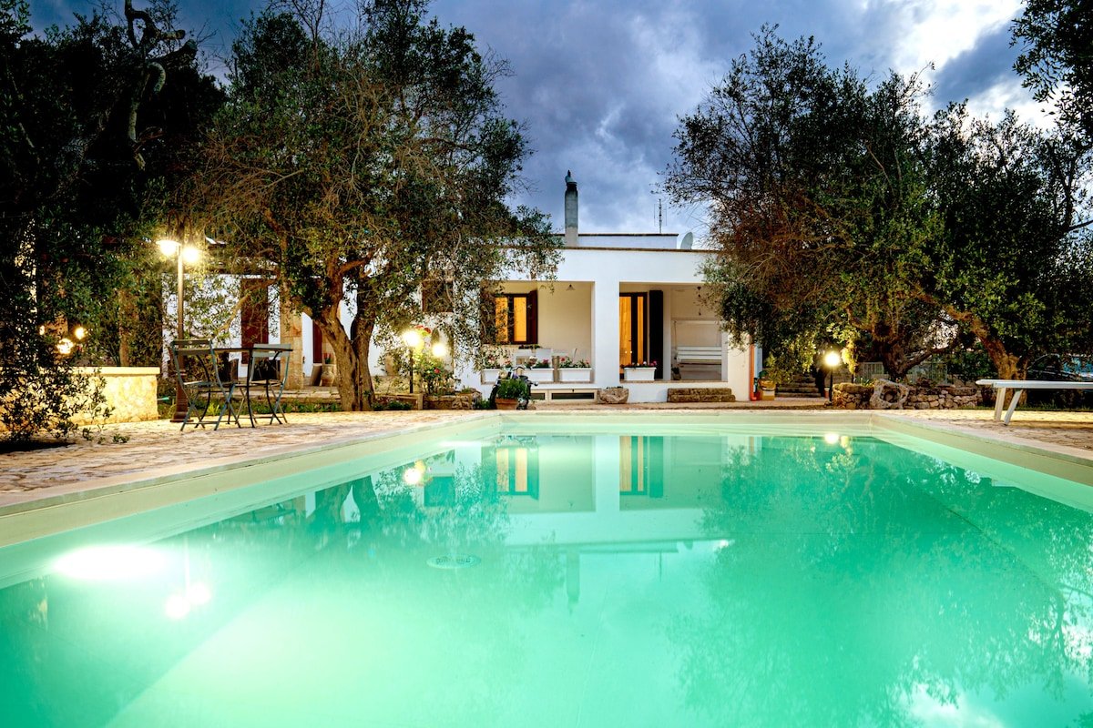 Villa Nichil con piscina esclusiva vicina al mare gallery image 2