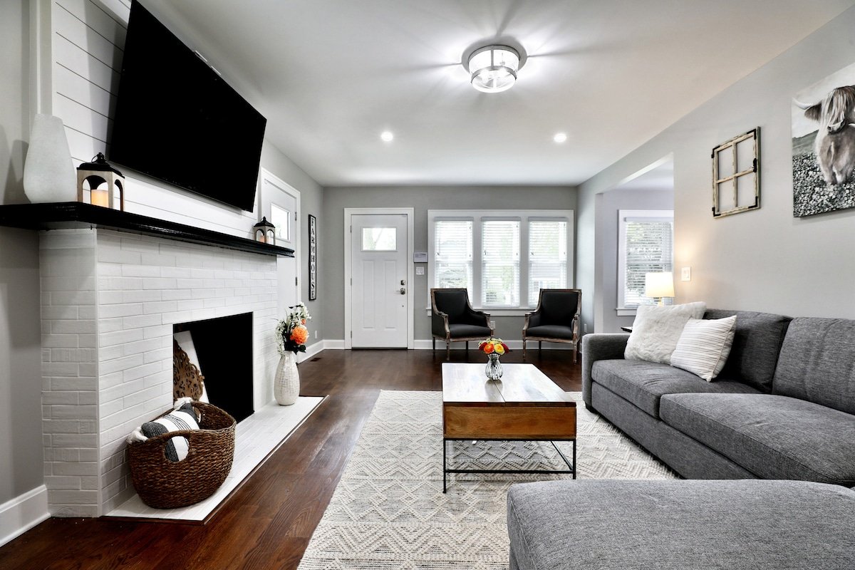 Clintonville Farmhouse gallery image 5