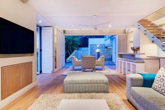 Photo 4 of 69 on Fourth Beach accommodation in Clifton, Cape Town with 3 bedrooms and 3 bathrooms