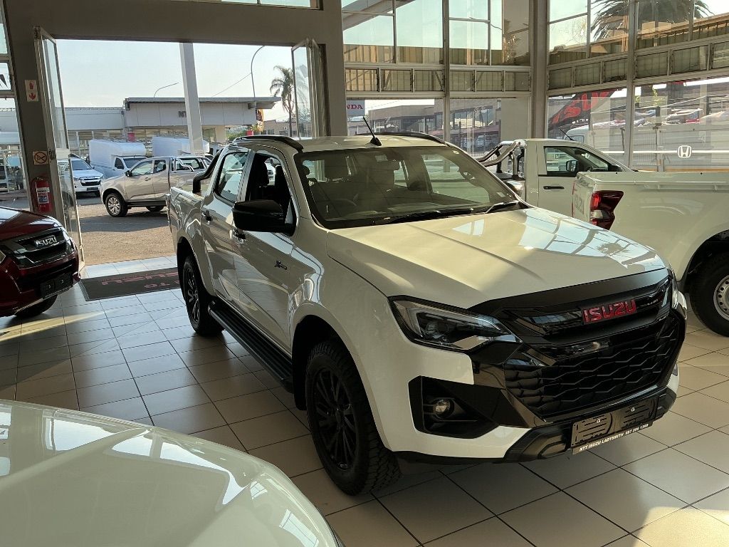 ISUZU D-MAX 3.0 Ddi X-RIDER 4X4 A T D C P U for Sale in South Africa