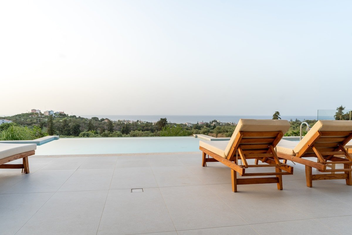 Star Luxury Villa – Private pool, gym, playground gallery image 3