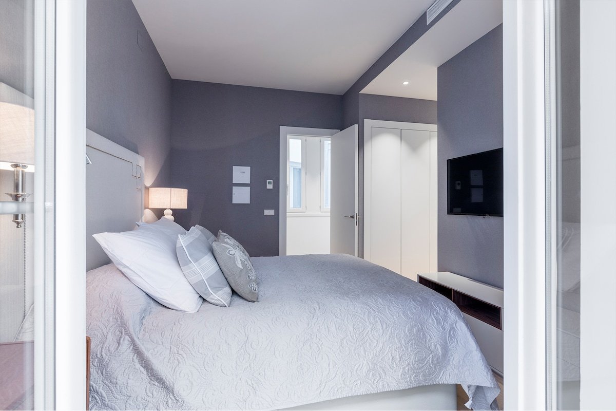 Elegant Justicia apartment, 2BR, for families – JI gallery image 4