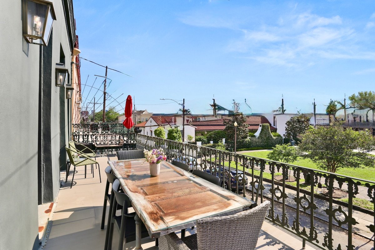 The Balcony on Sophie Wright Park gallery image 4