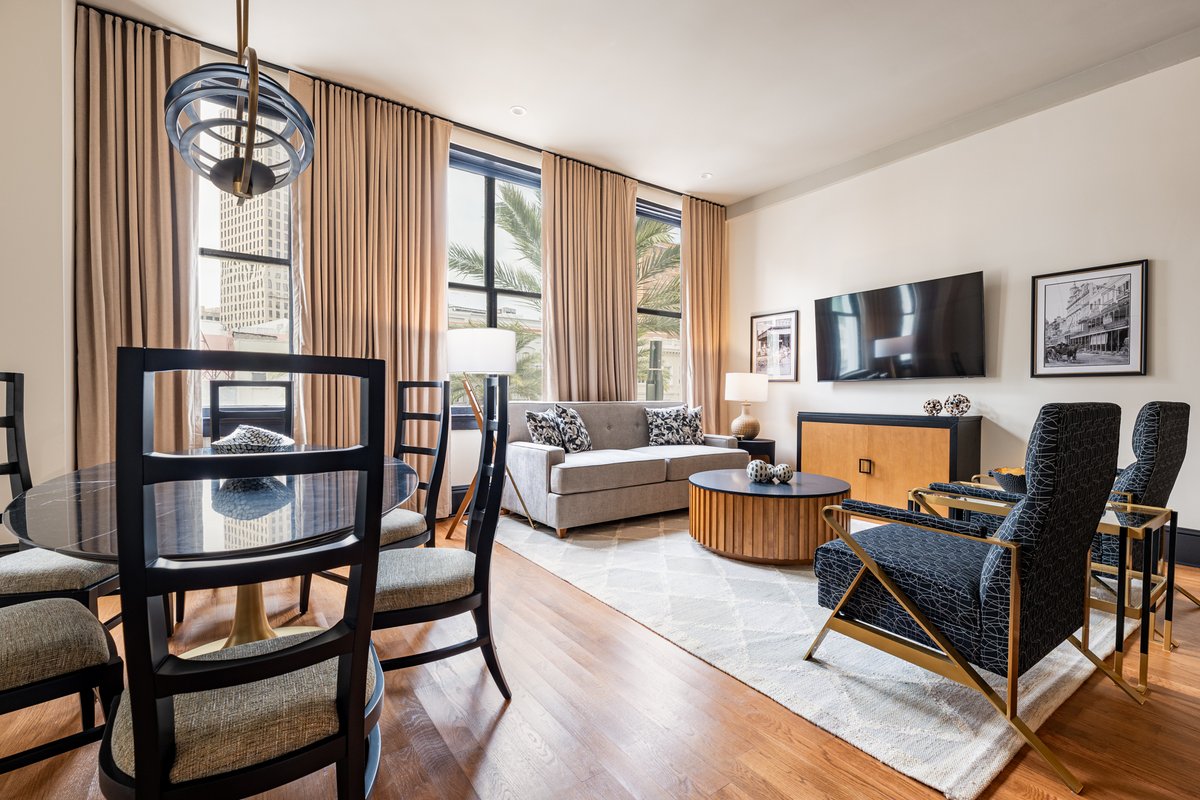 4BR Conjoined Group Unit on Canal | Mayfair Hotel