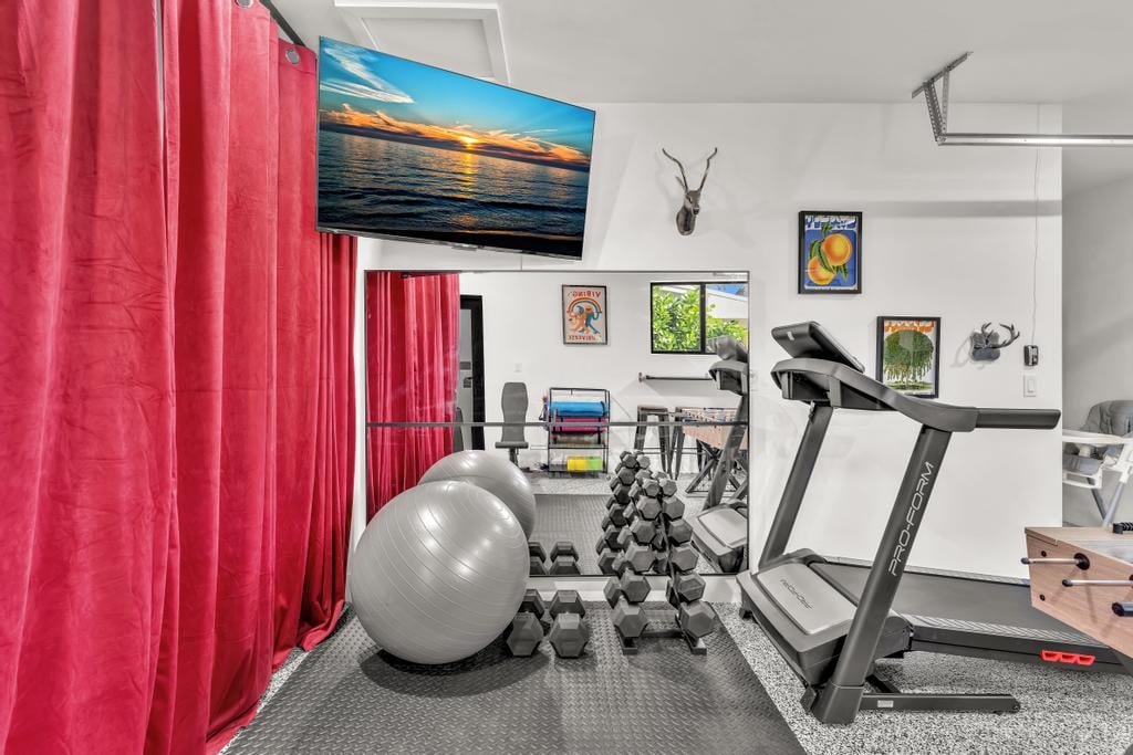 Lux Villa w/Htd Pool, Gym, Games, Golf, Near Beach gallery image 5