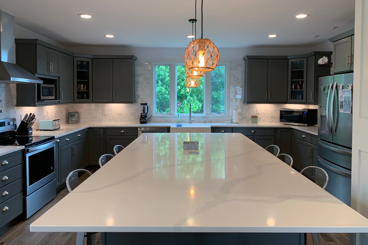 Coastal Paradise Stunning Water View Walk to Beach