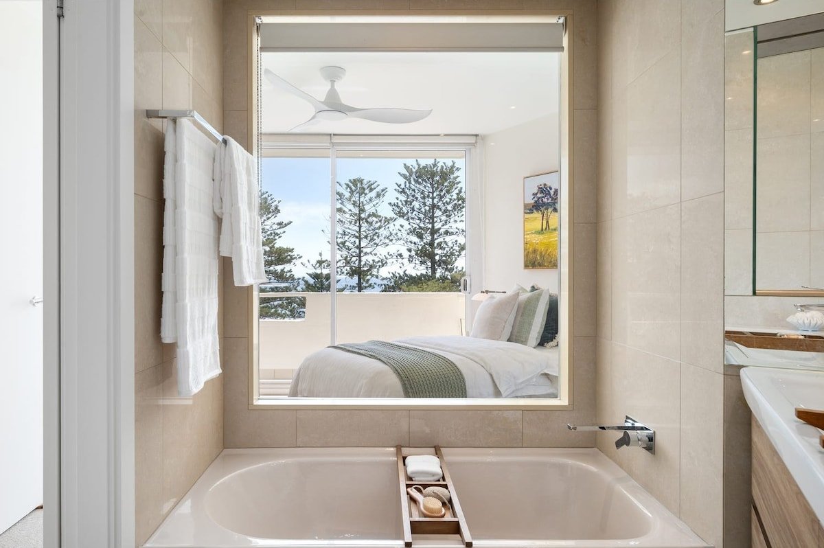 Best Beachfront Location – Beach Views Every Room gallery image 5