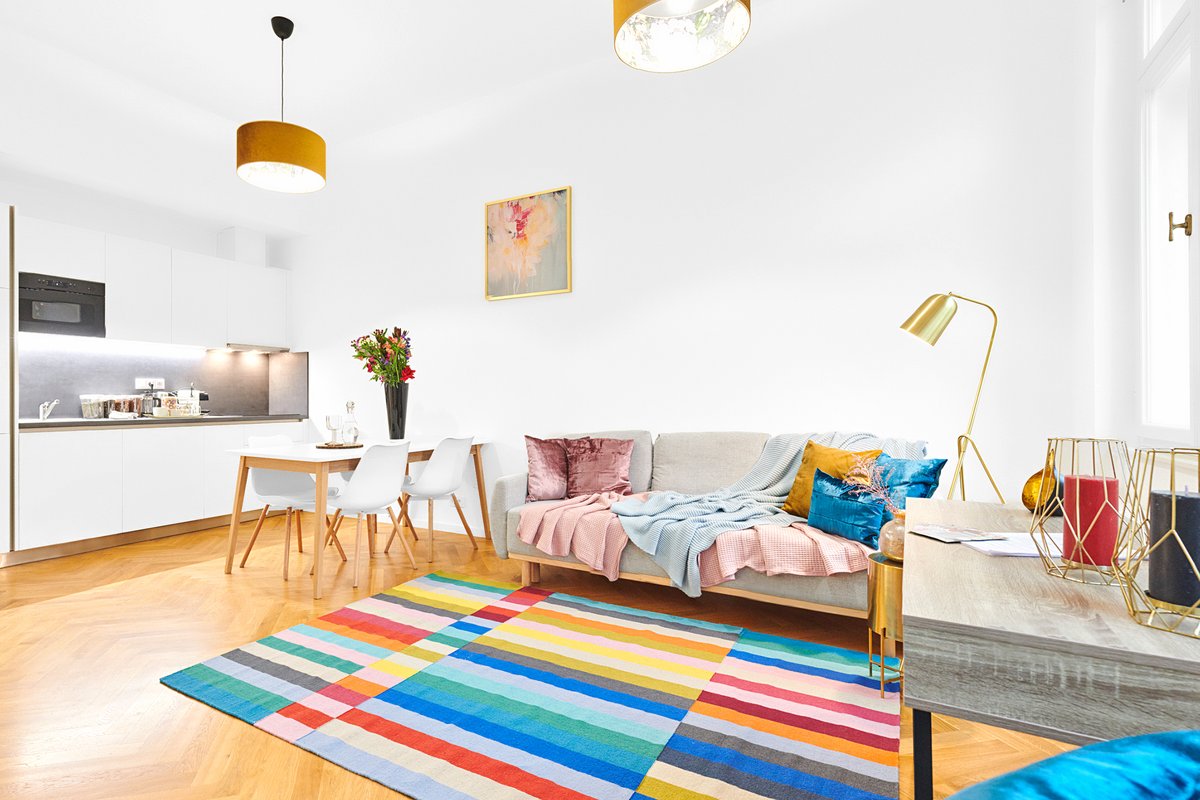 Bright Old Town 2-bedroom Apartment (4H)